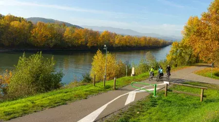 ViaRhôna à vélo - Étape 12 - Sablons / Sarras > Tournon-sur-Rhône / Glun